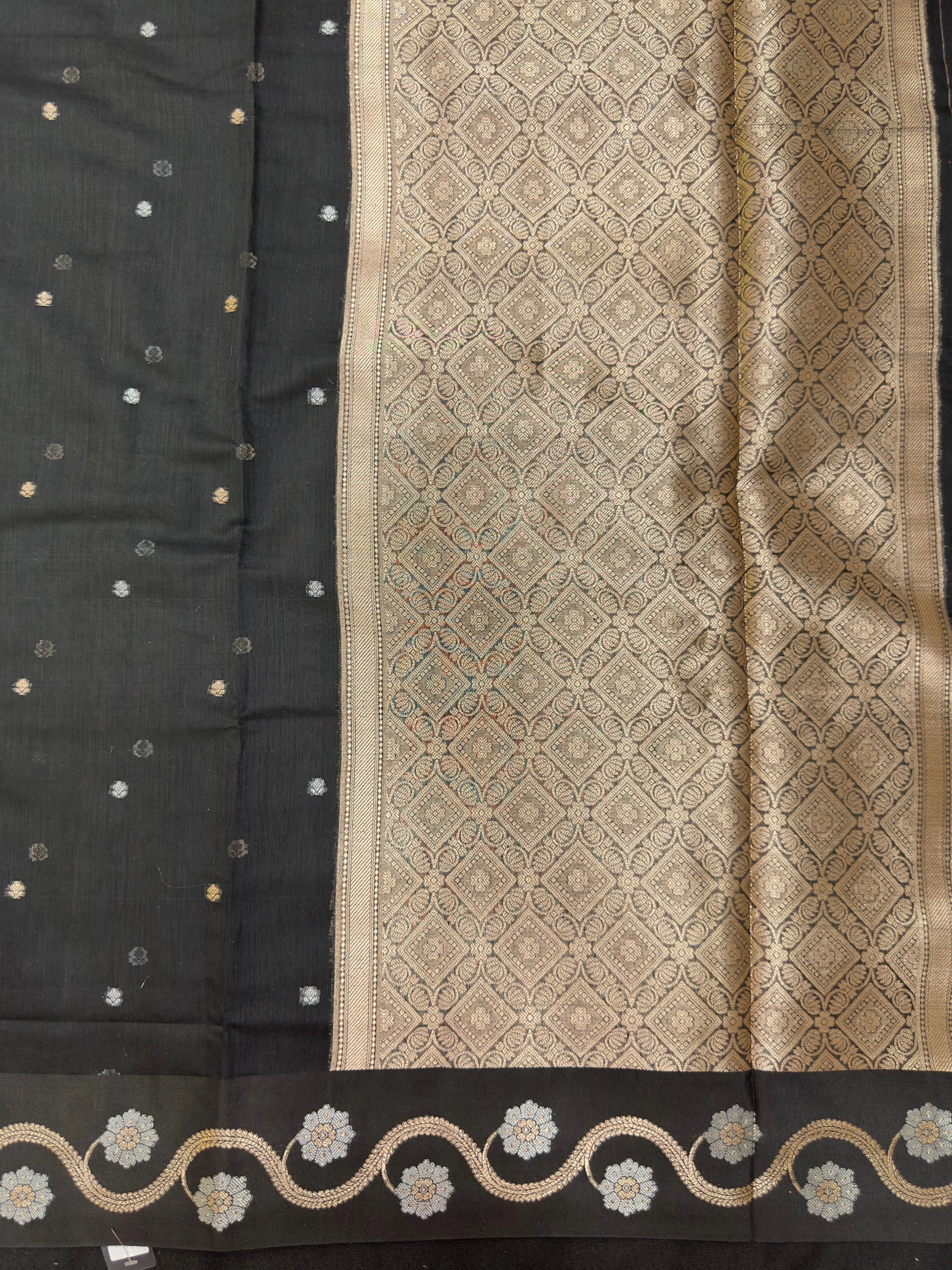 Raw cotton silk saree with soft rustic texture and subtle silk shine – perfect for ethnic and casual wear
