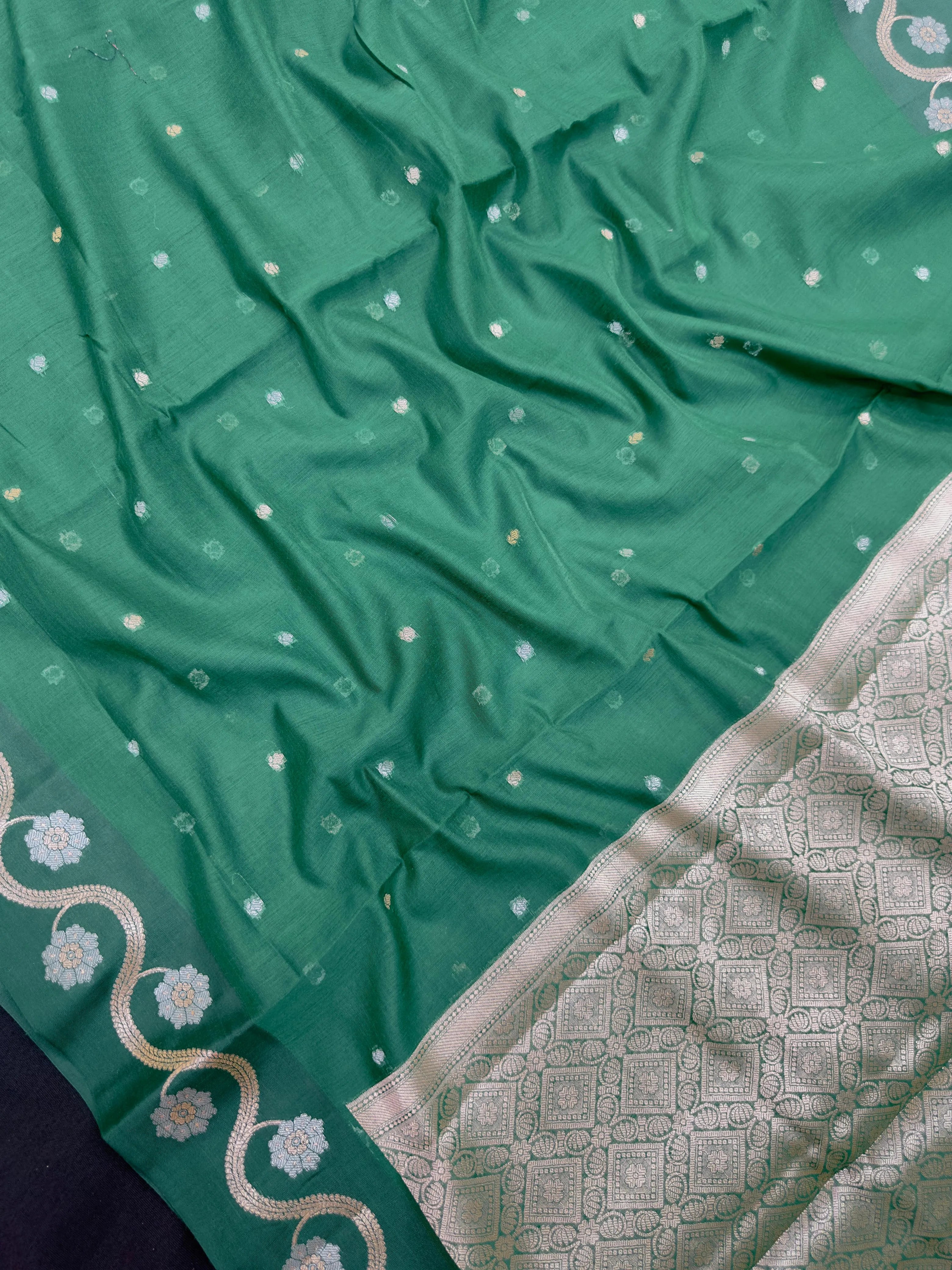 Raw cotton silk saree with soft rustic texture and subtle silk shine – perfect for ethnic and casual wear