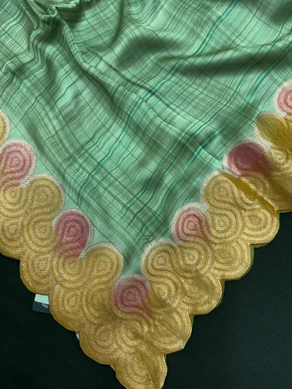 Handcrafted Gaji Silk Saree – Elegant & Timeless Drape-Rose Weave