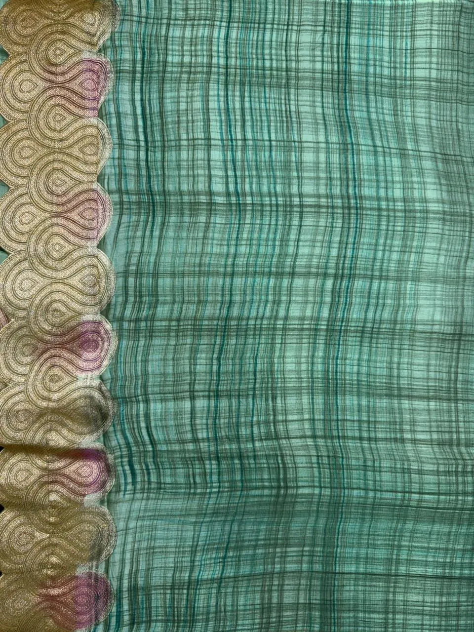 Handcrafted Gaji Silk Saree – Elegant & Timeless Drape-Rose Weave