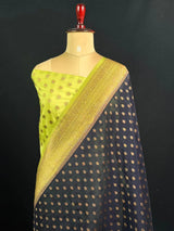 Fashionable 3D Textured Georgette Saree