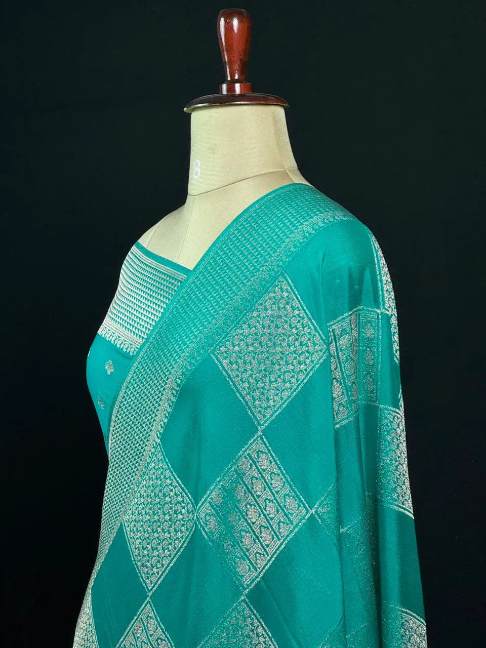 Partywear Semi Chiffon Saree – Chic & Stylish Look