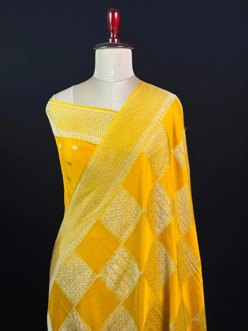 Partywear Semi Chiffon Saree – Chic & Stylish Look