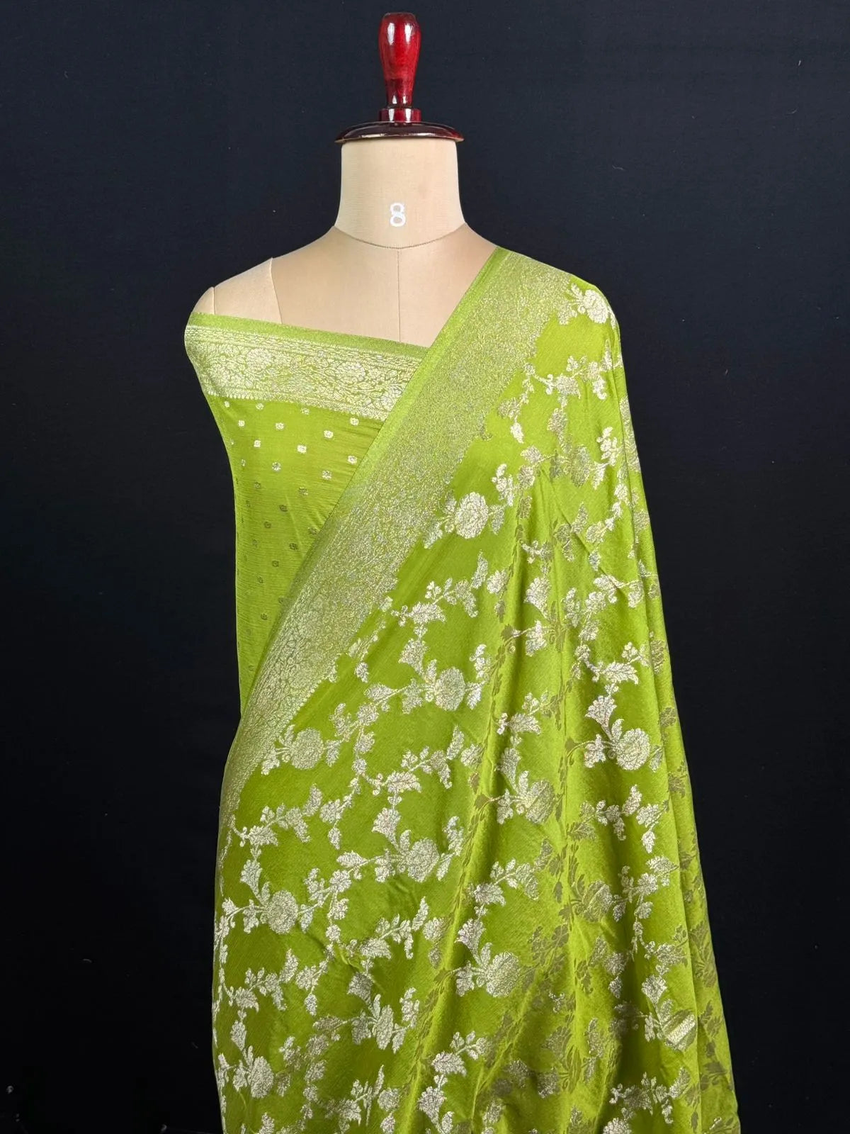 Designer Georgette Saree – A Touch of Modern Grace-Simran Jaal 