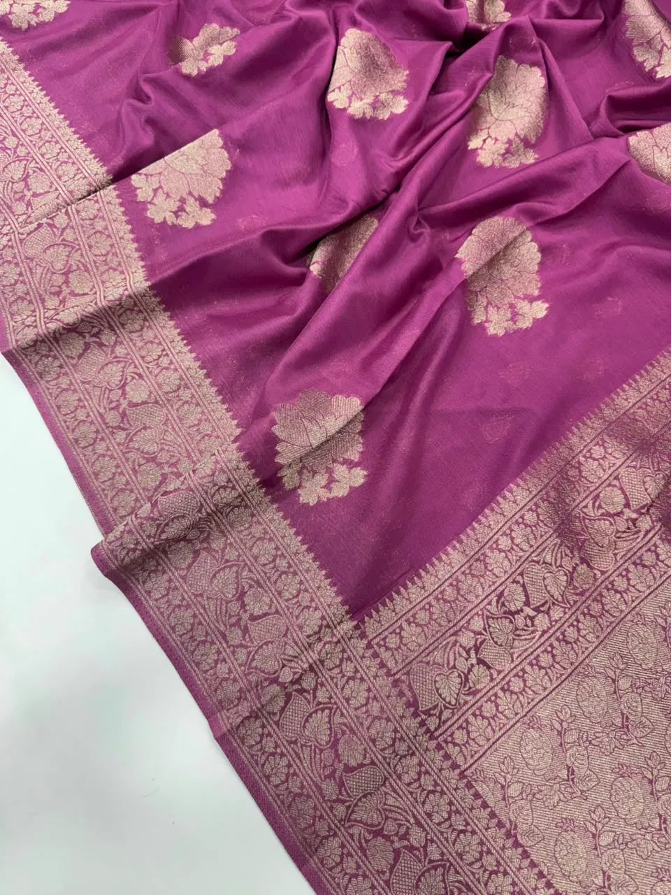 Elegant Semi Georgette Silk Saree with Rich Woven Border 