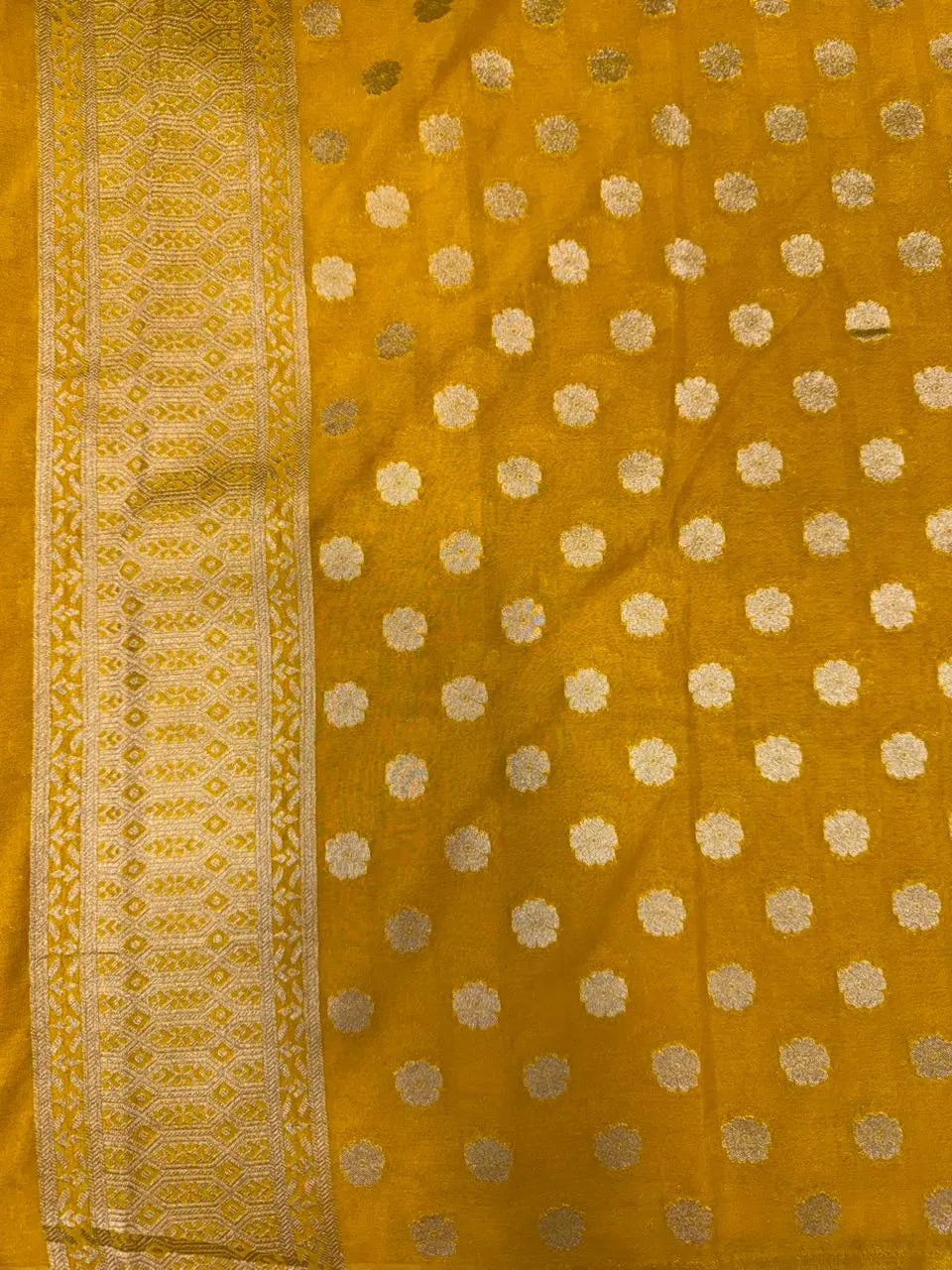 Elegant Semi Georgette Silk Saree with Rich Woven Border