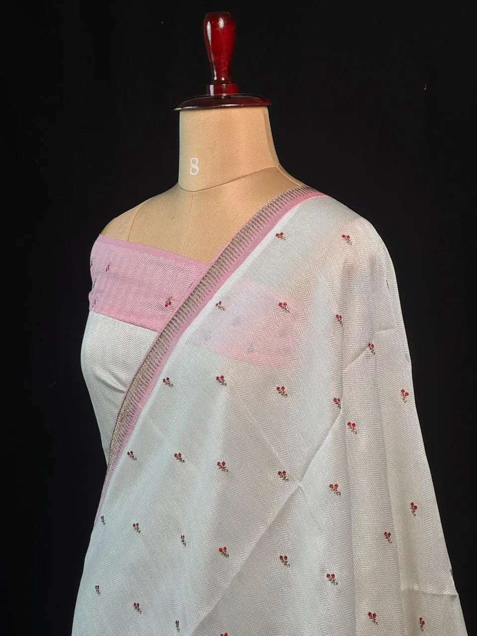 Classic Tussar Silk Saree – Elegant Indian Attire (Snow Net)