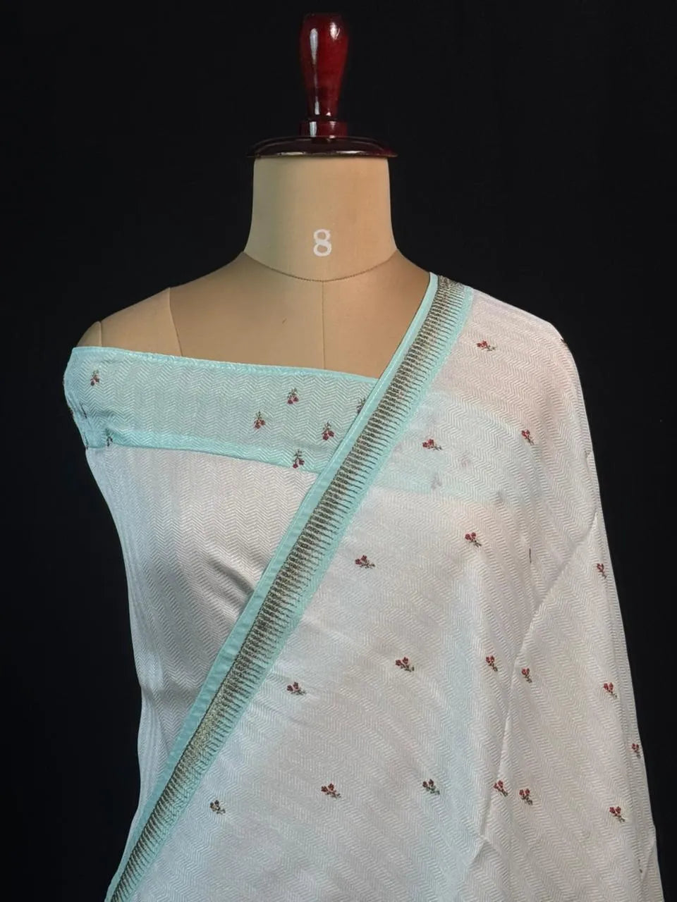 Classic Tussar Silk Saree – Elegant Indian Attire (Snow Net)