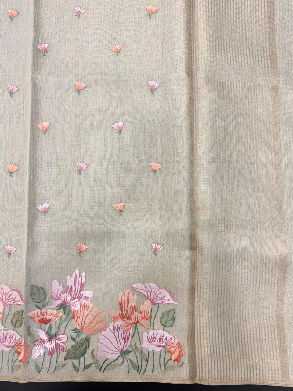 Graceful Semi Tissue Organza Saree for Party & Occasion Wear