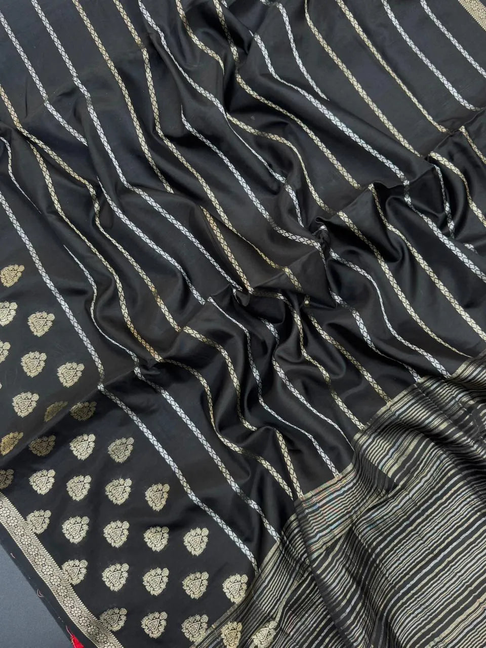 Contemporary Classic Viscose Silk Saree-(SS Alia Zarkan)