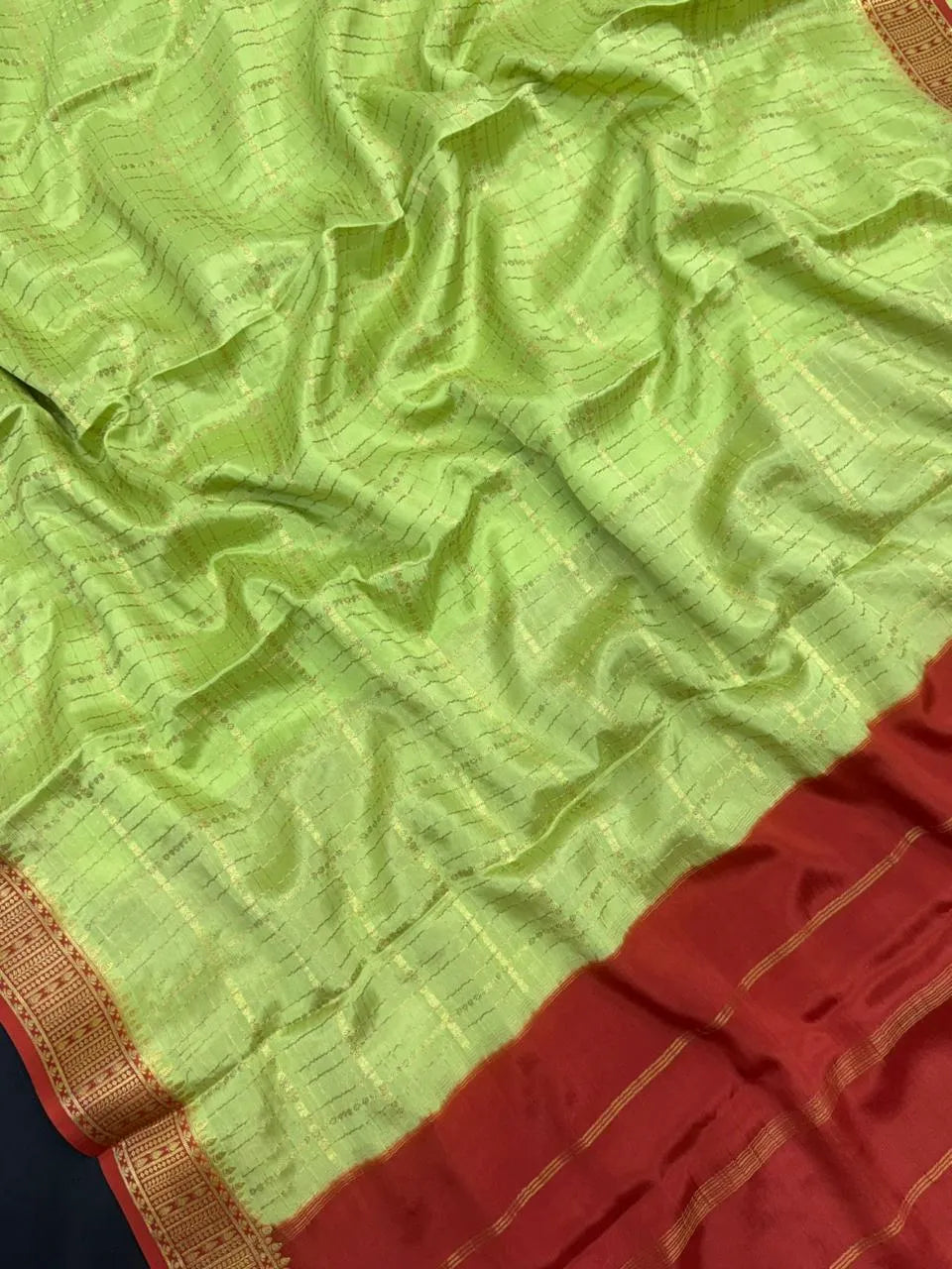 Authentic Pure Mysore Silk Chex Saree for Festive Elegance-(Sangeetha Chex CNT)