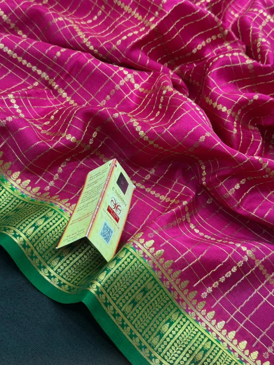 Authentic Pure Mysore Silk Chex Saree for Festive Elegance-(Sangeetha Chex CNT)