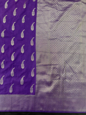 Women's Semi Banarasi Silk Saree with Intricate Zari Work – Traditional Festive Wear