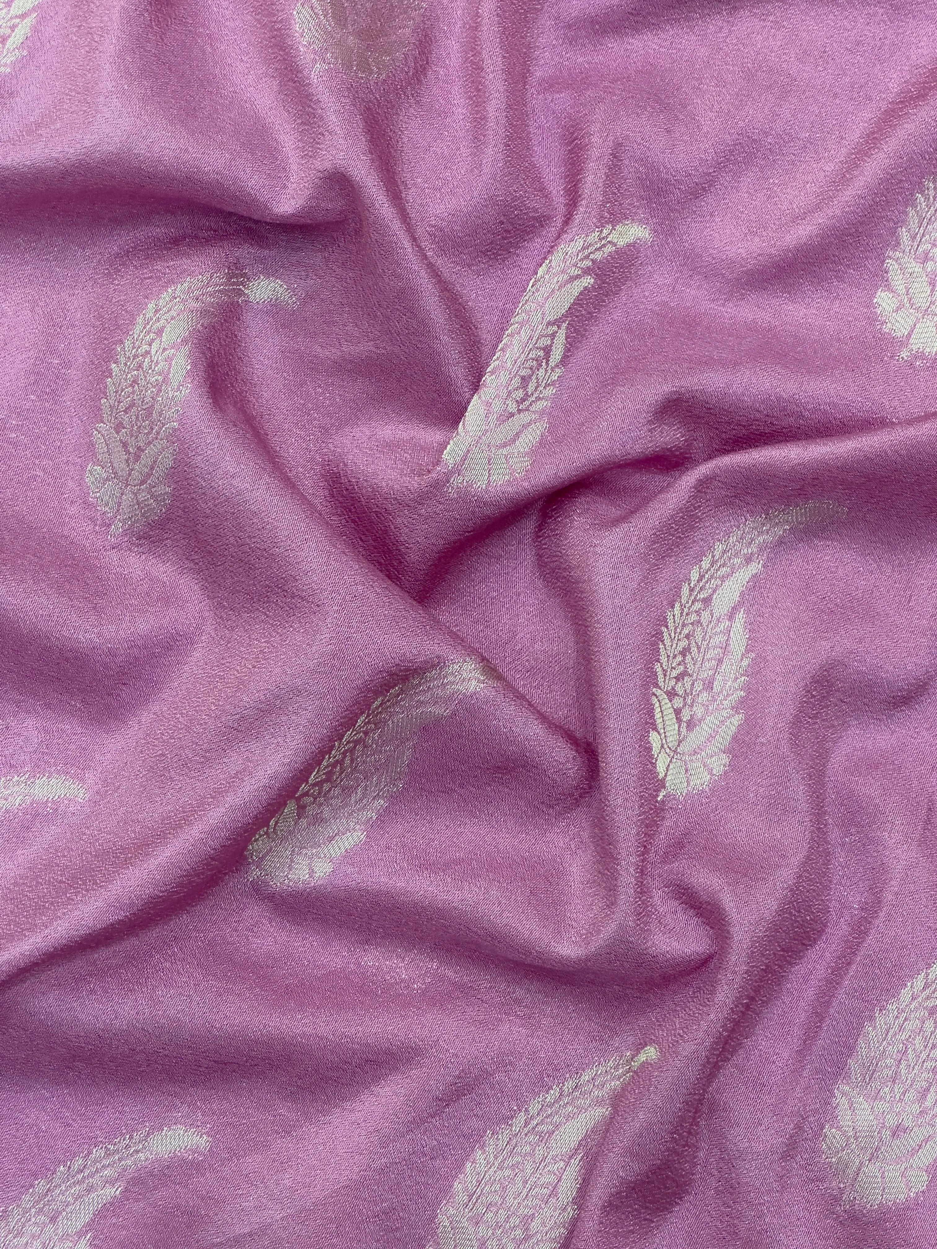 Women's Semi Banarasi Silk Saree with Intricate Zari Work – Traditional Festive Wear