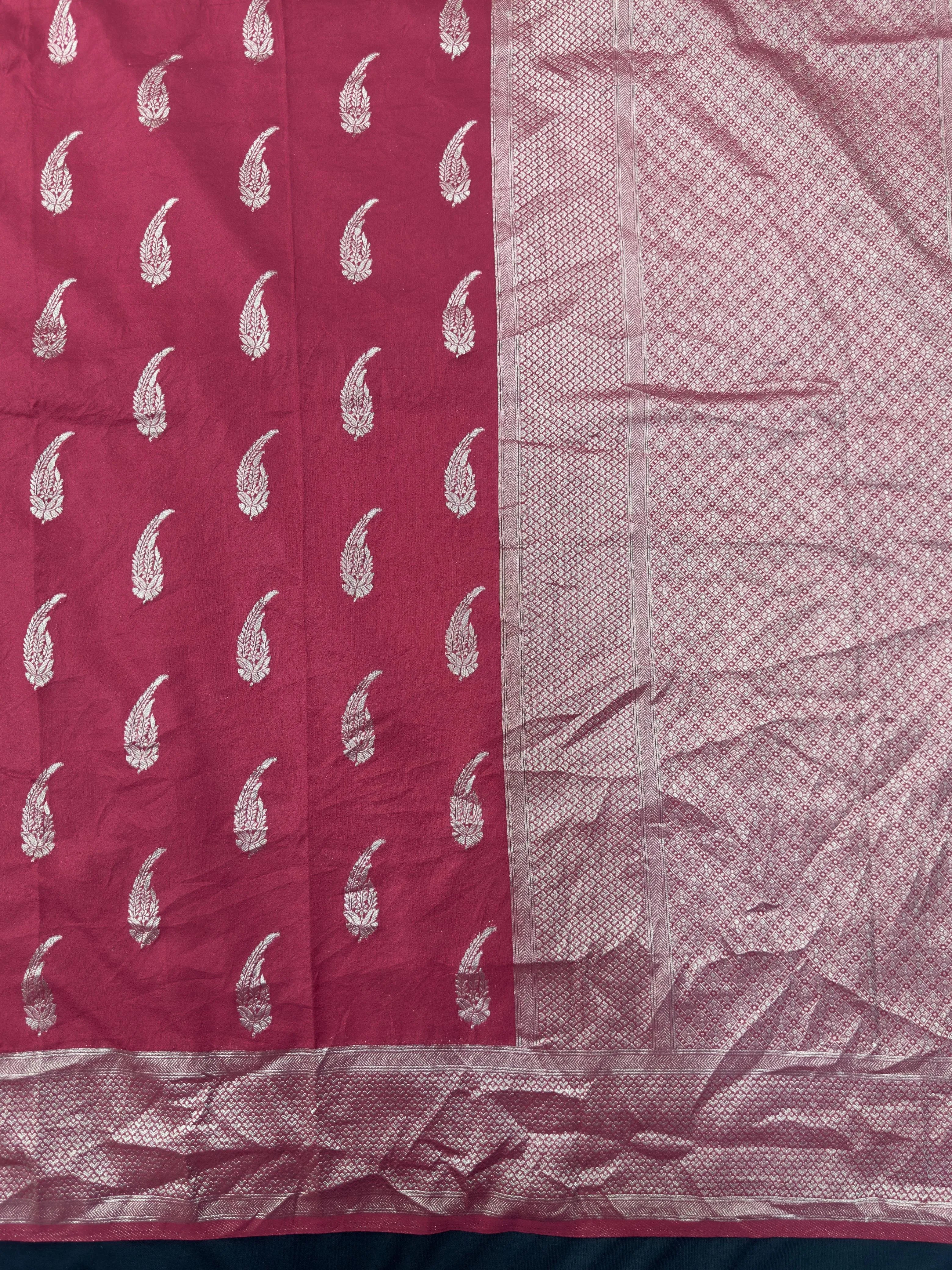 Women's Semi Banarasi Silk Saree with Intricate Zari Work – Traditional Festive Wear