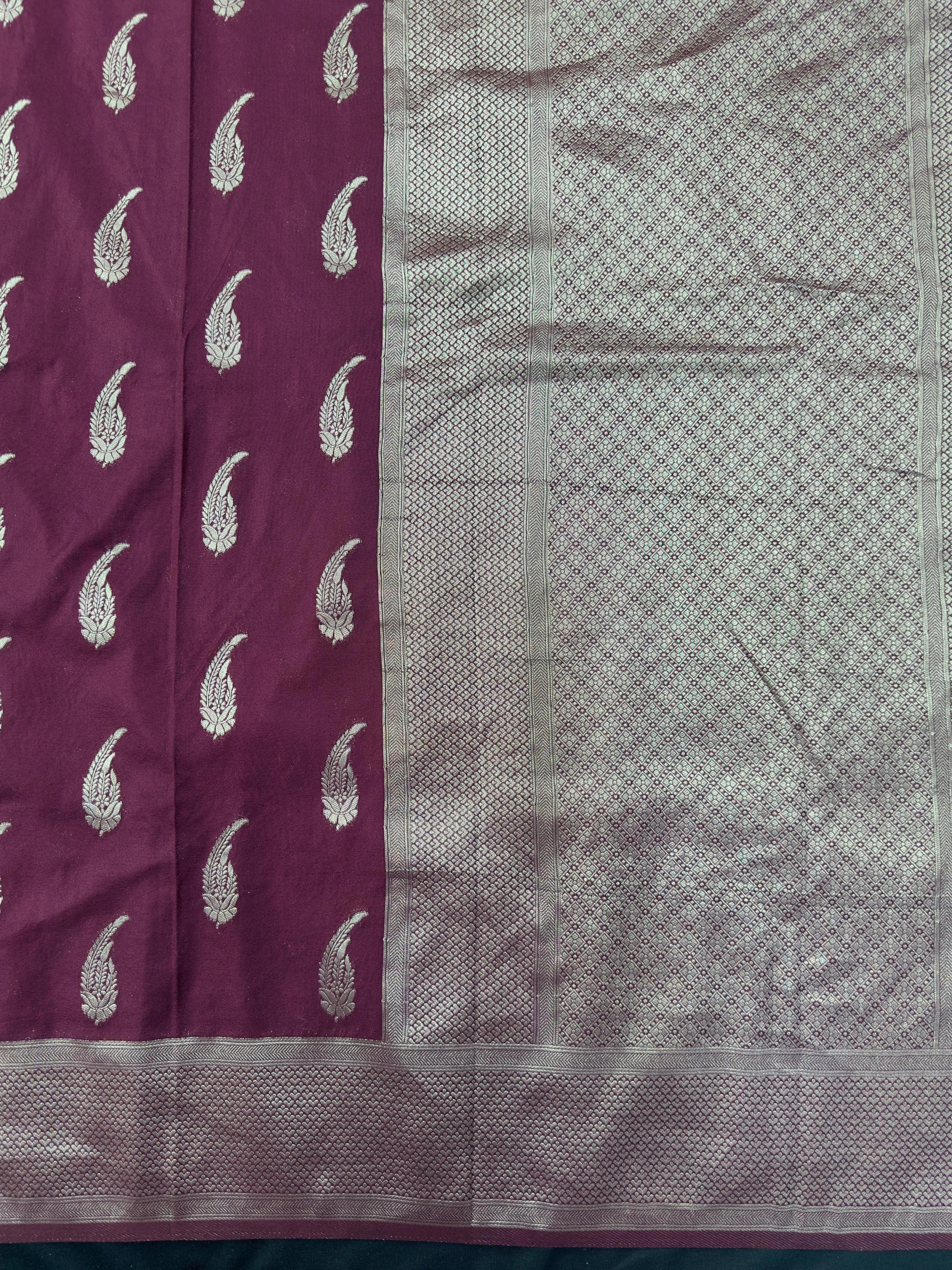 Women's Semi Banarasi Silk Saree with Intricate Zari Work – Traditional Festive Wear