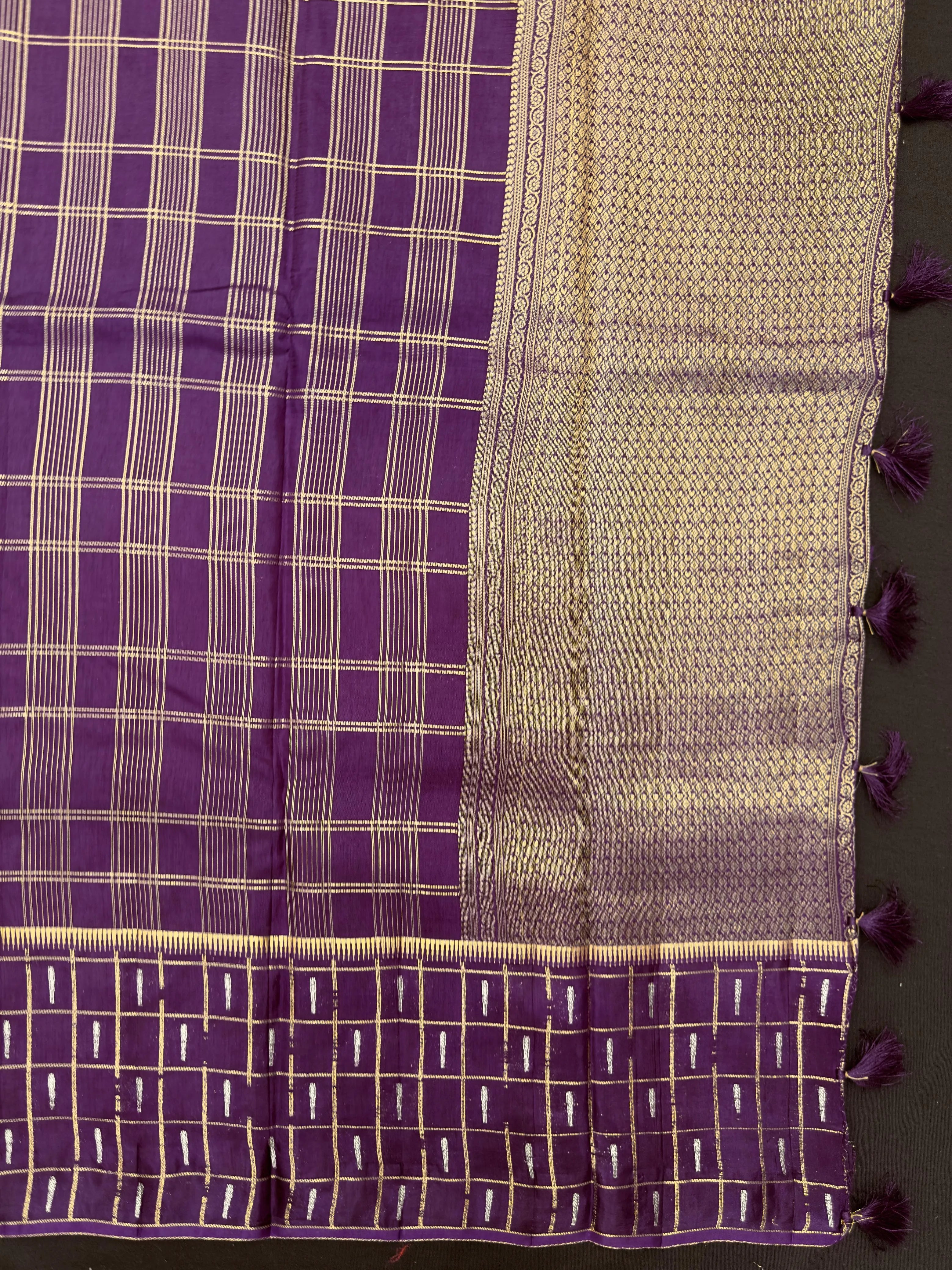 Women's Semi Banarasi Silk Saree with Intricate Zari Work – Traditional Festive Wear