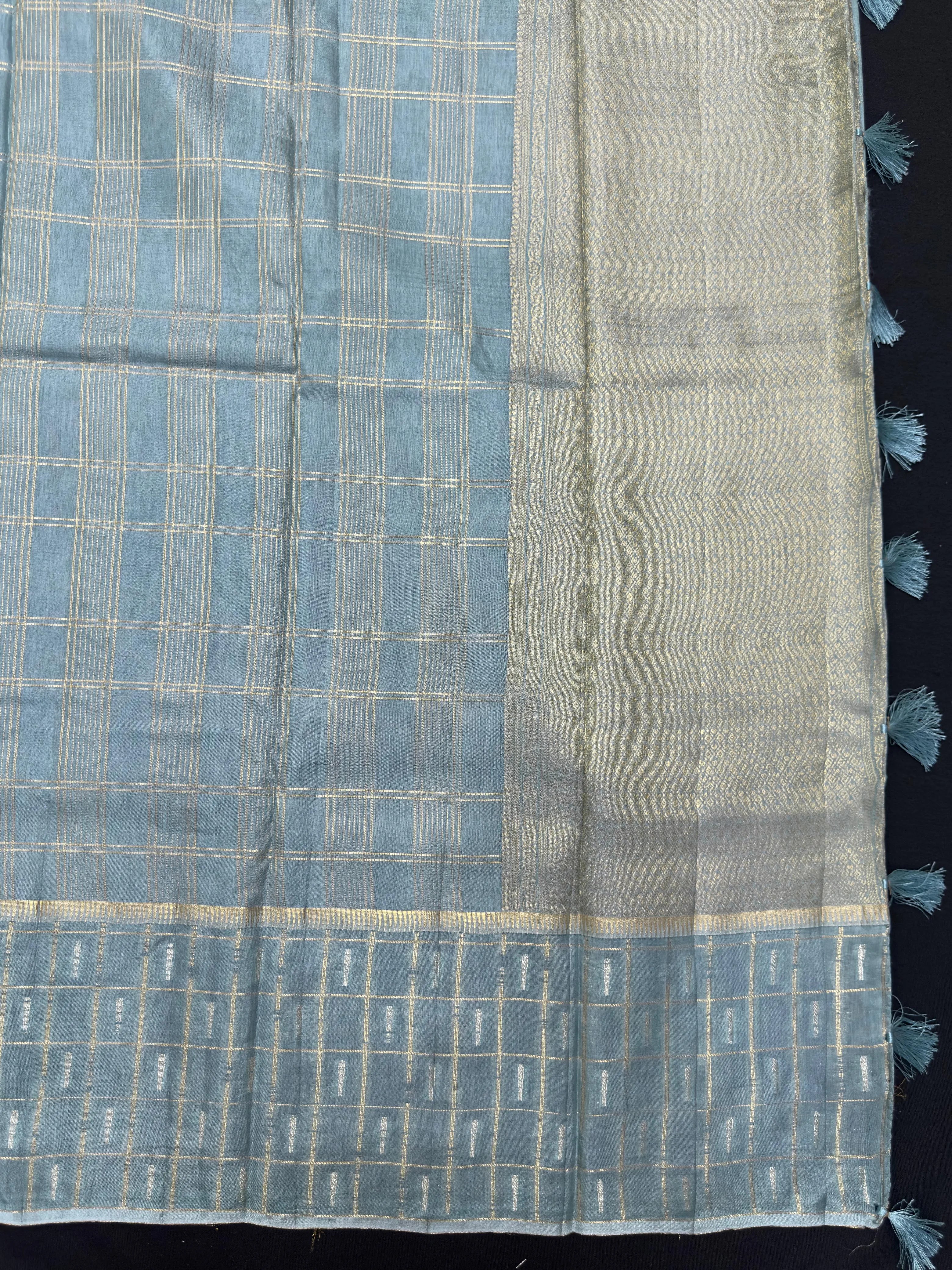 Women's Semi Banarasi Silk Saree with Intricate Zari Work – Traditional Festive Wear