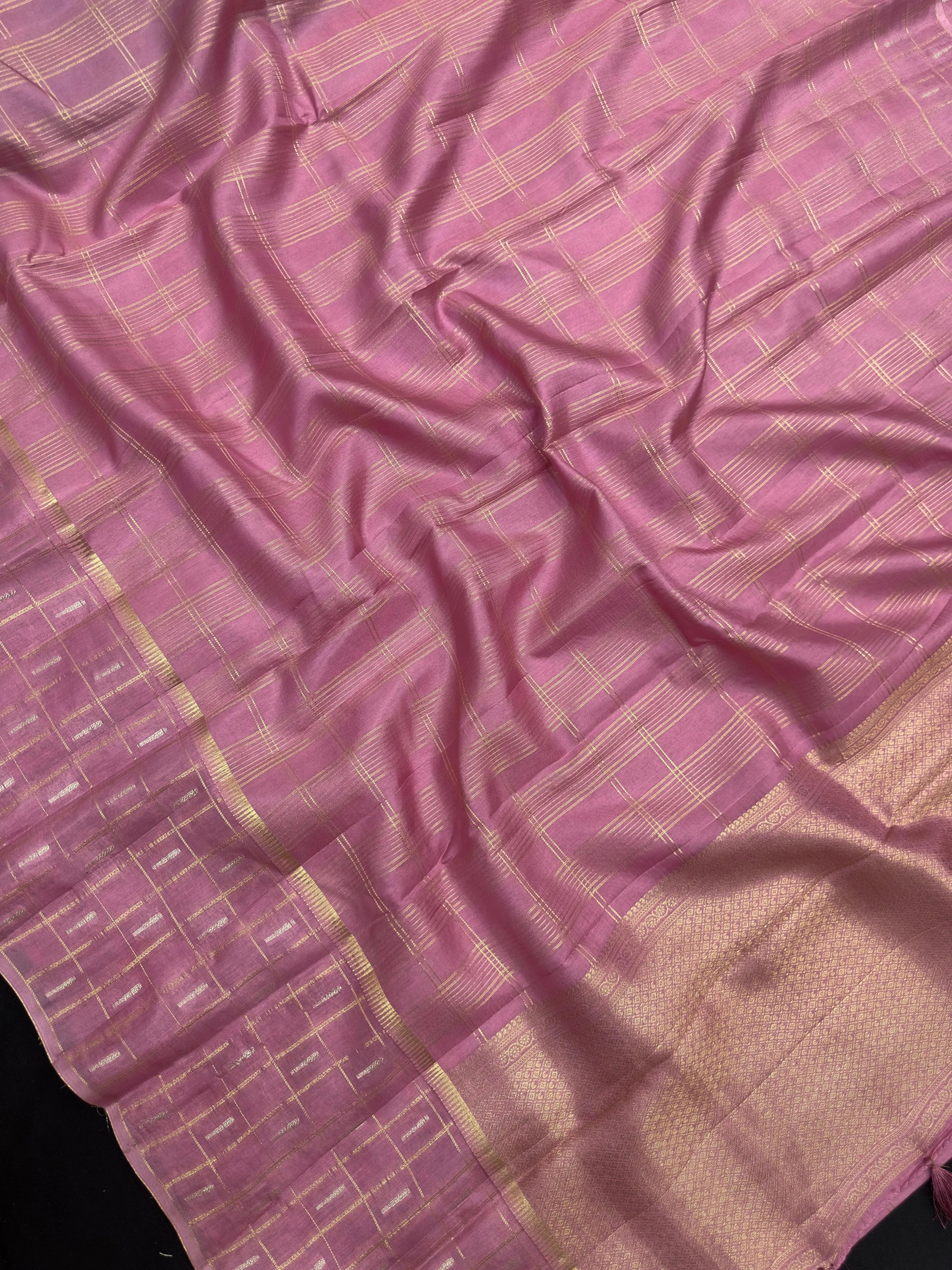 Women's Semi Banarasi Silk Saree with Intricate Zari Work – Traditional Festive Wear