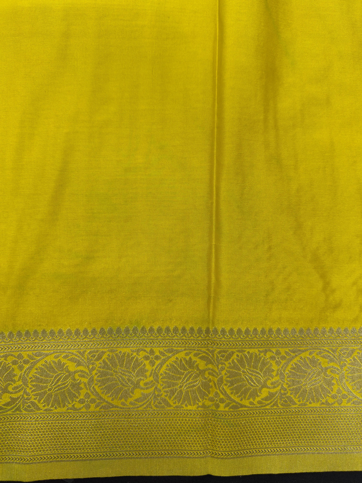 Elegant Semi  Crepe Silk Saree – Perfect for Daily Wear Fashion