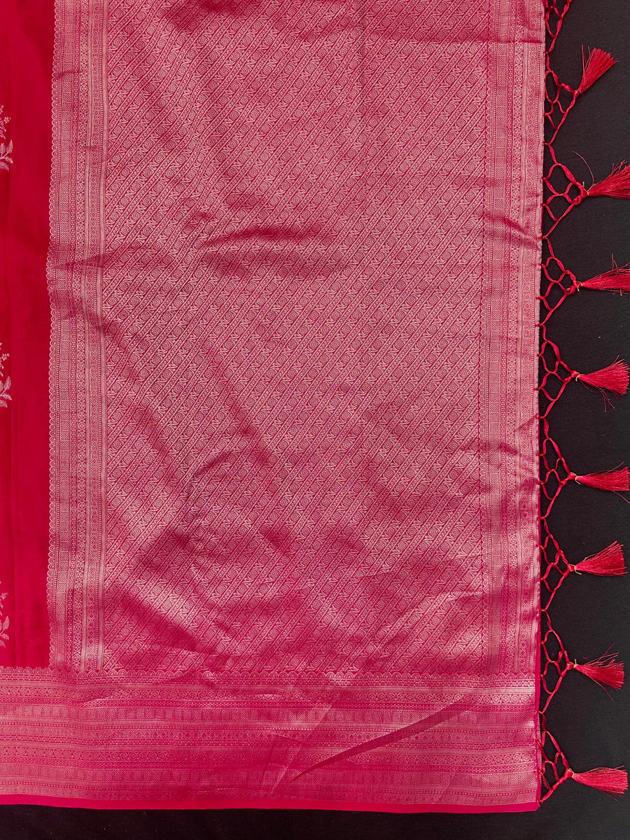 Woman draped in a Semi Silk Saree with soft shine and flowy texture – ideal for daily wear and small festive events.