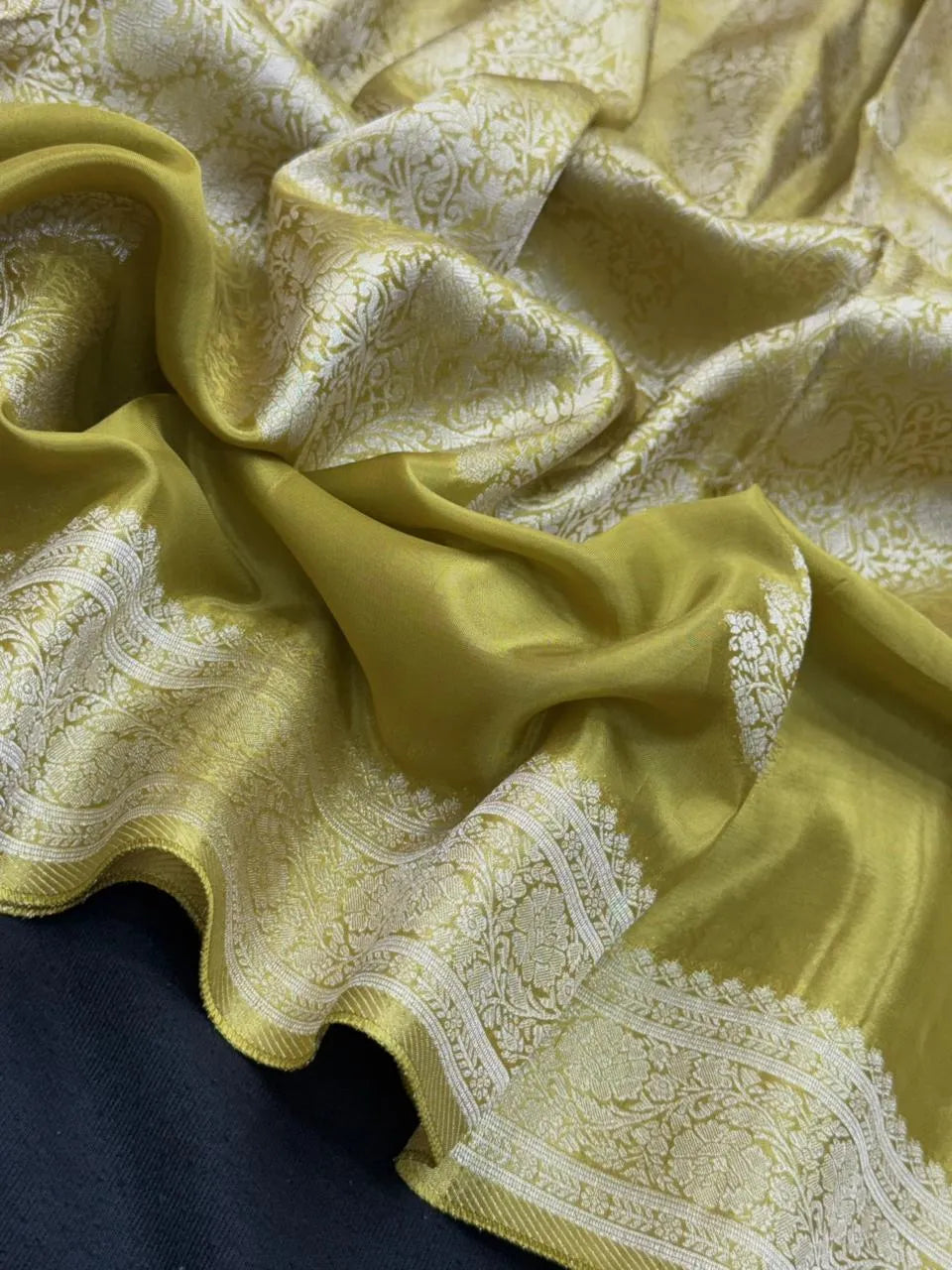 Designer Mashru Silk Saree with Rich Shine & Soft Texture (Silky Banarasi)