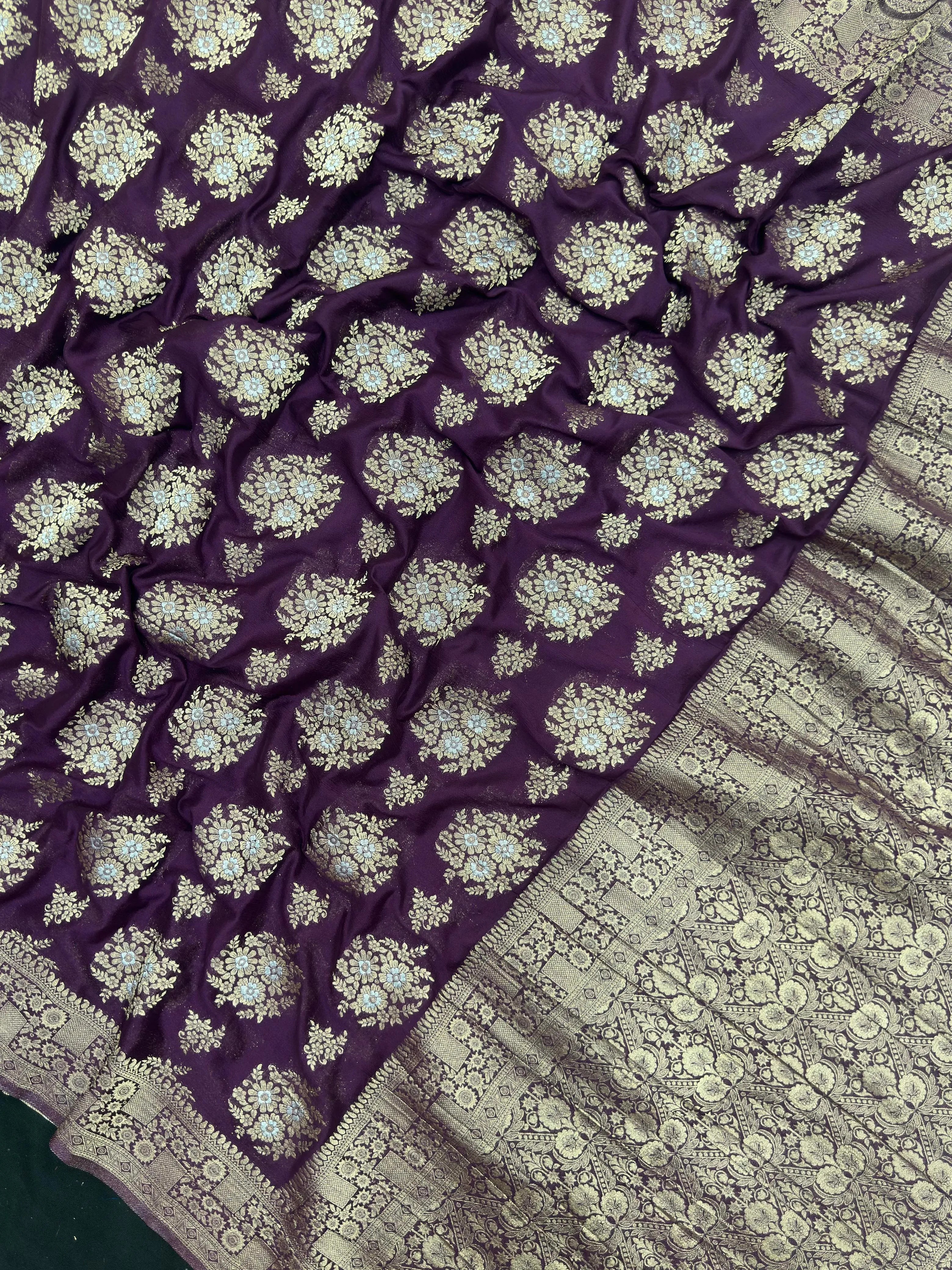 Semi Georgette Saree – Comfortable & Fashionable (Silver Meena) 