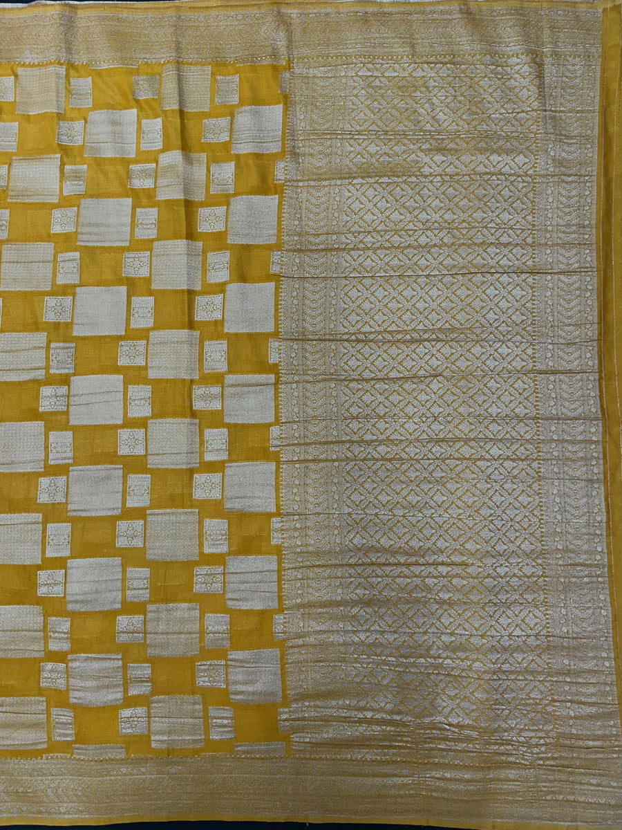 Designer Georgette Saree – A Touch of Modern Grace-Simran Jaal