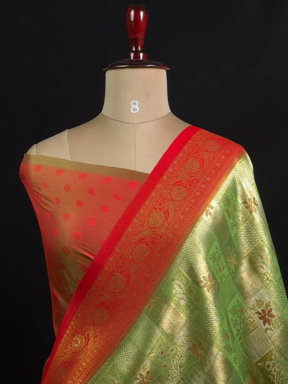 Graceful Semi Kanchi Silk Saree with Traditional Weaving