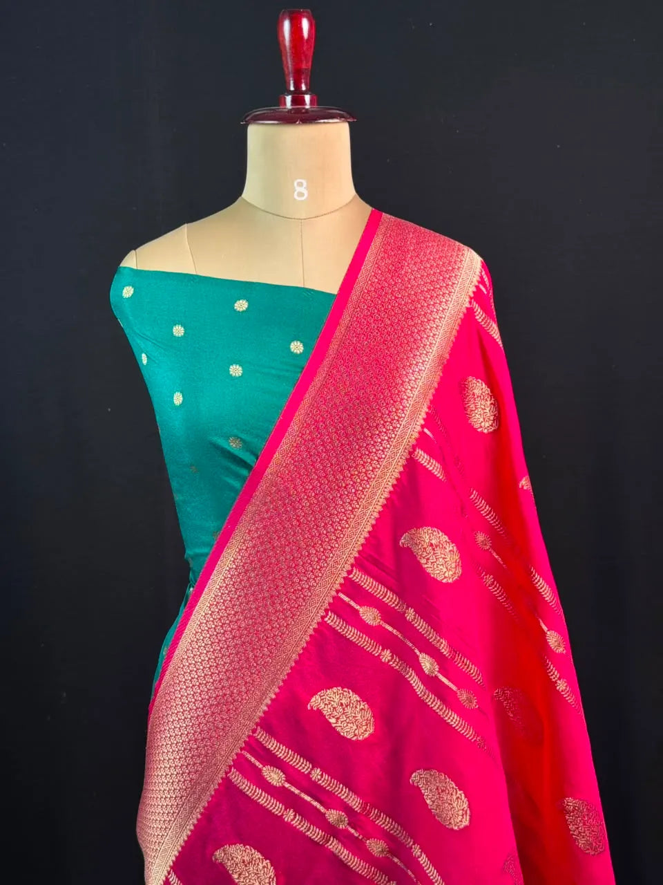 Zari Banarasi Georgette Saree-TIE AND DYE CHIFFON 