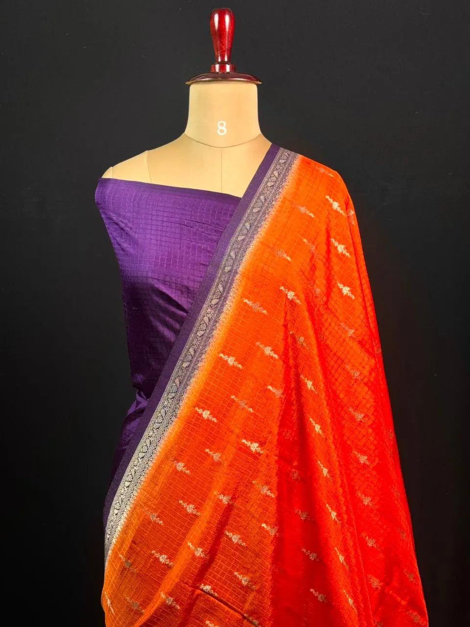 Premium Raw Kota Chex Silk Saree – Lightweight & Stylish