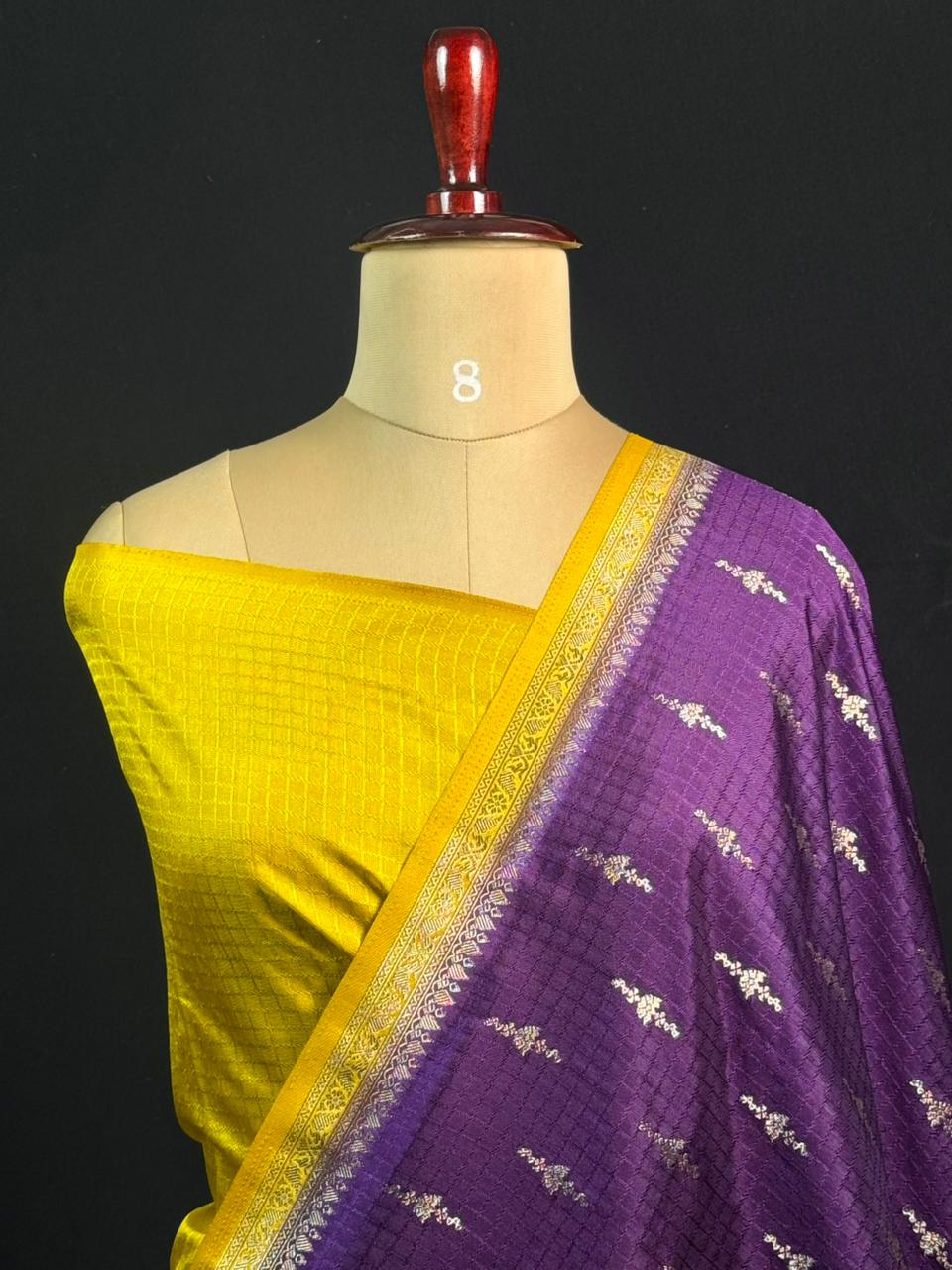 Premium Raw Kota Chex Silk Saree – Lightweight & Stylish