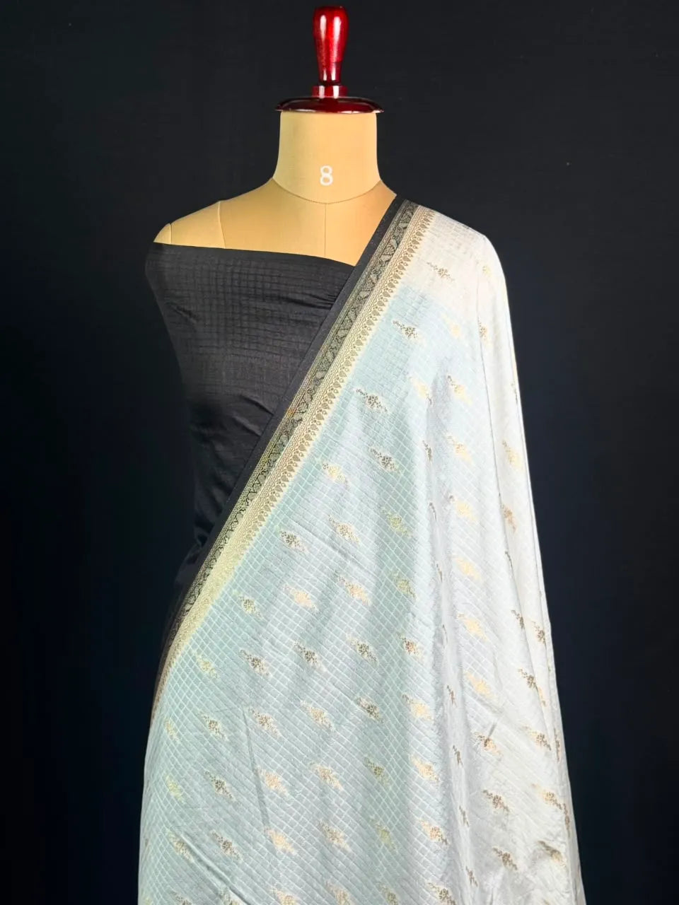 Premium Raw Kota Chex Silk Saree – Lightweight & Stylish
