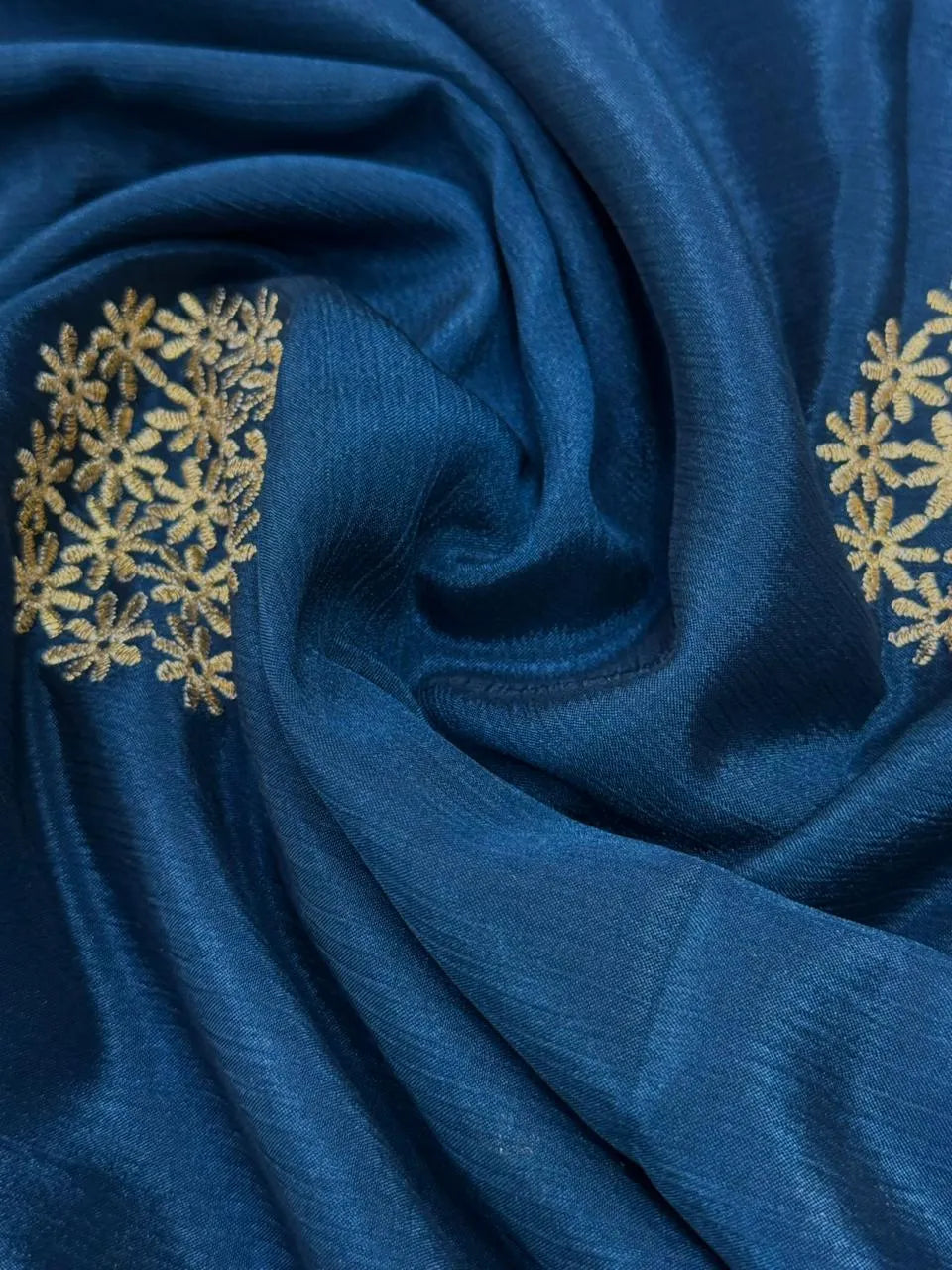 Classic Chiffon Saree – Soft, Flowing & Stylish (Yashoda)