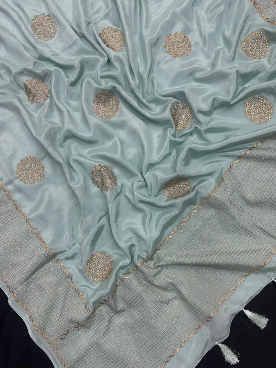 Classic Chiffon Saree – Soft, Flowing & Stylish (Yashoda)