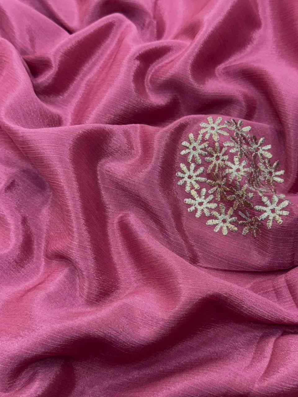 Classic Chiffon Saree – Soft, Flowing & Stylish (Yashoda)