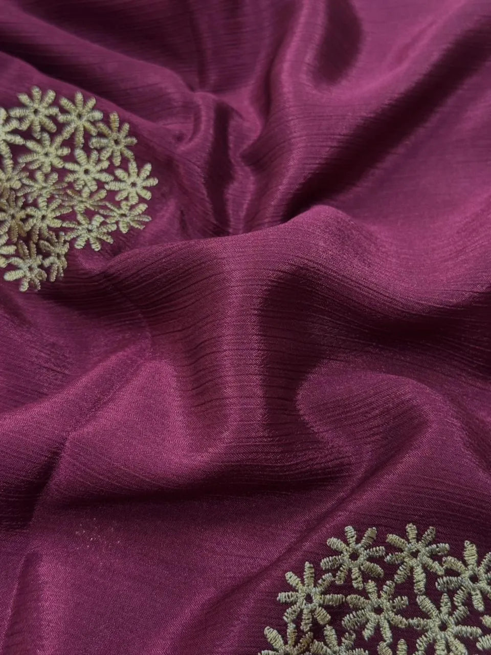 Classic Chiffon Saree – Soft, Flowing & Stylish (Yashoda)