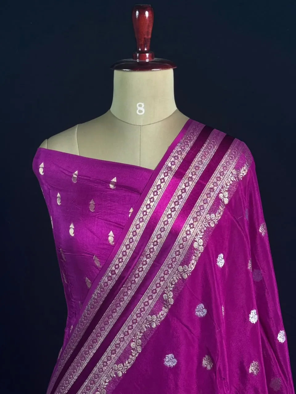 Elegant Semi Viscose Silk Saree