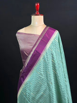 Stunning chex woven pattern