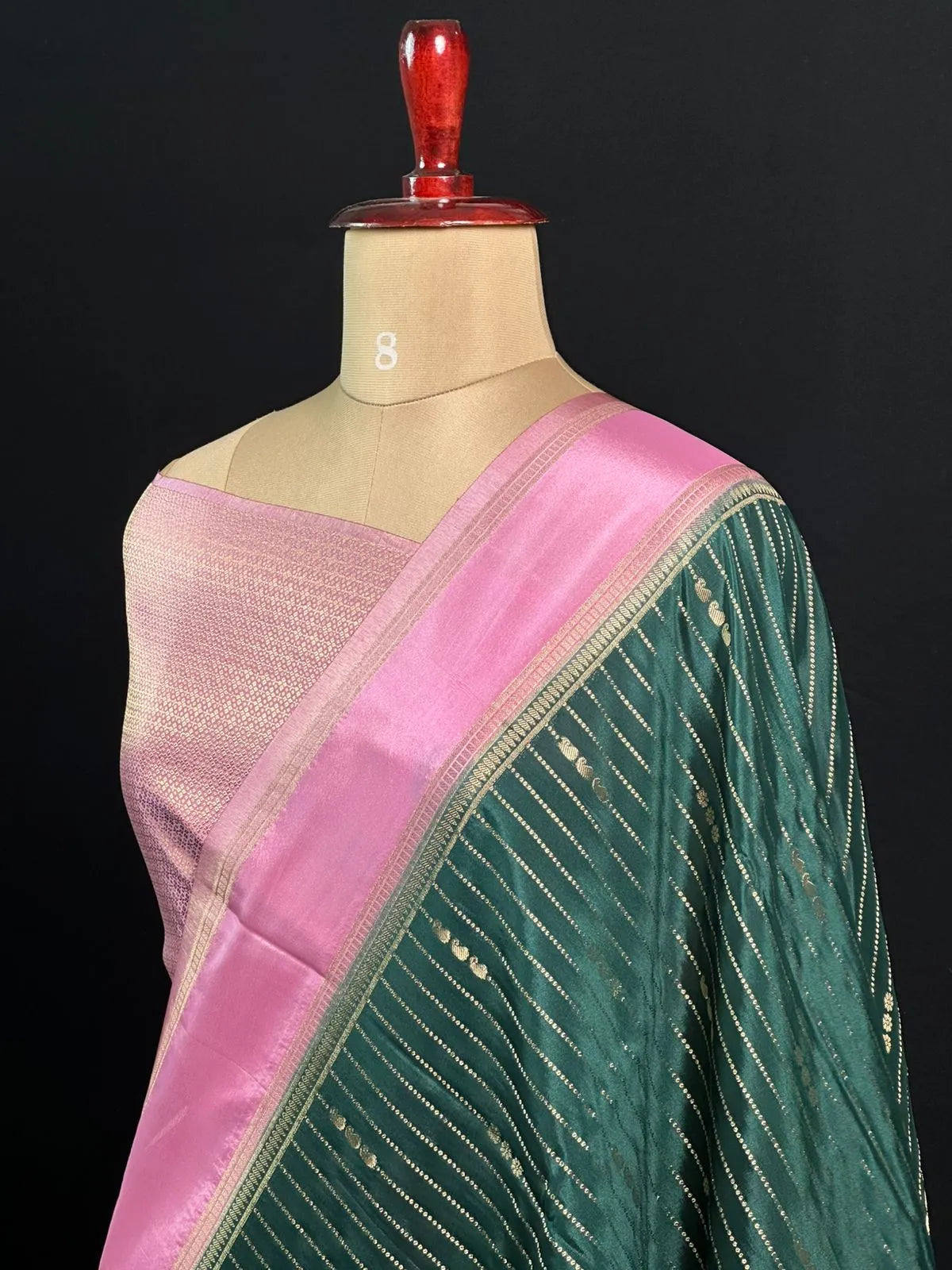 Stunning chex woven pattern