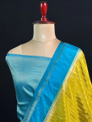Stunning chex woven pattern 
