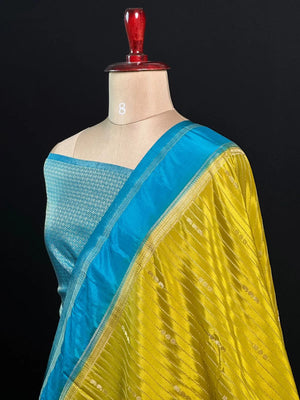 Stunning chex woven pattern 