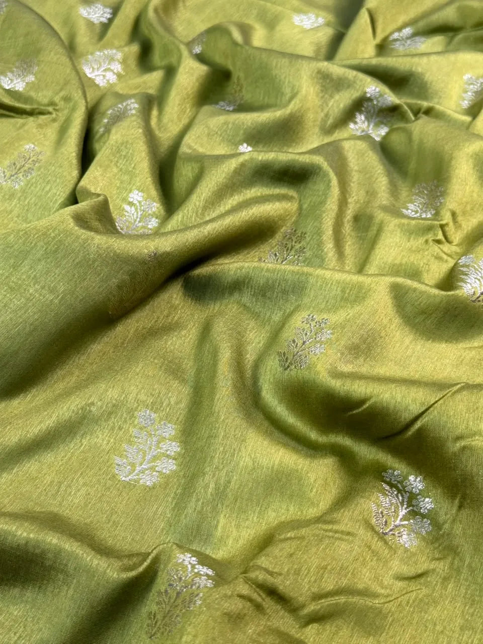 Pure Viscose Zari Silk Saree Floral