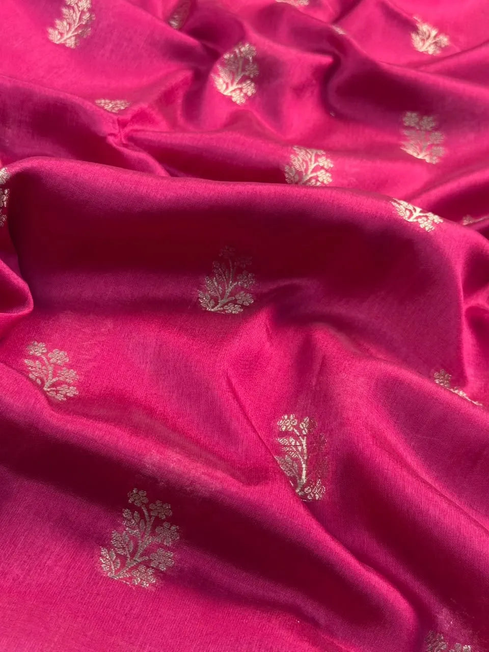 Pure Viscose Zari Silk Saree Floral