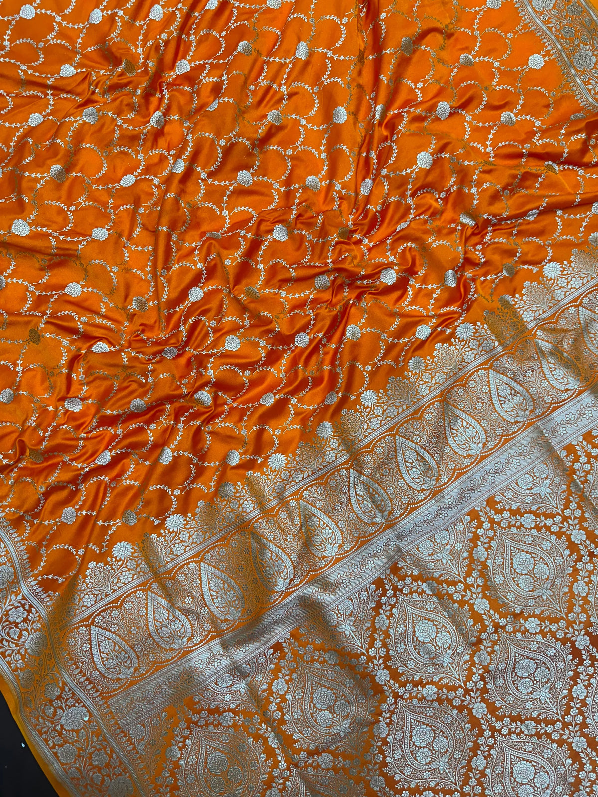 Traditional Semi Katan Silk Saree with Rich Banarasi Weave (venice Kataan)