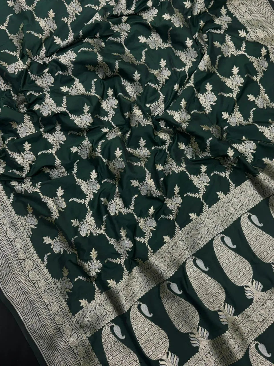 Traditional Semi Banarasi Kataan Silk Saree for Timeless Beauty (Venice Rabdi)