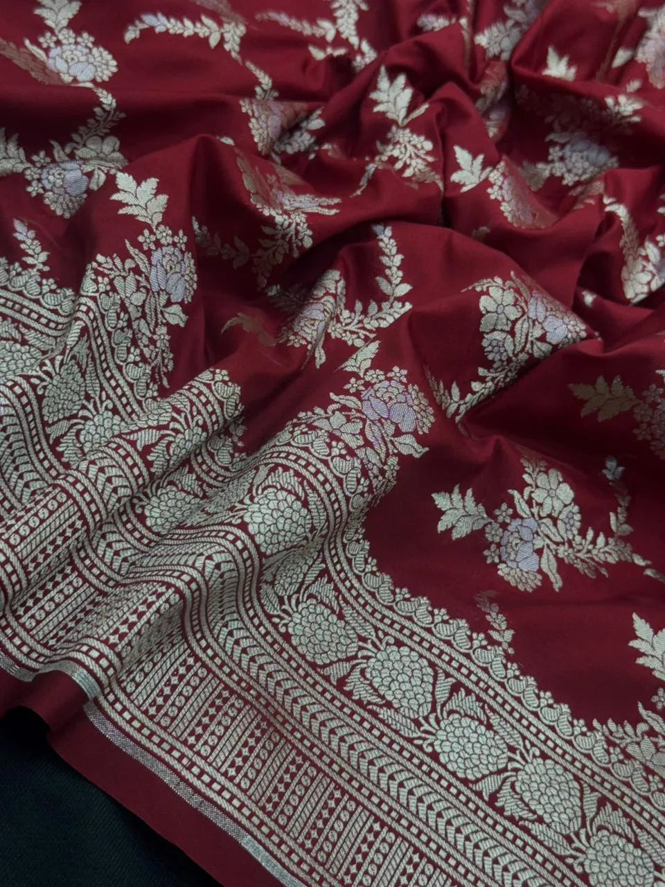 Traditional Semi Banarasi Kataan Silk Saree for Timeless Beauty (Venice Rabdi)