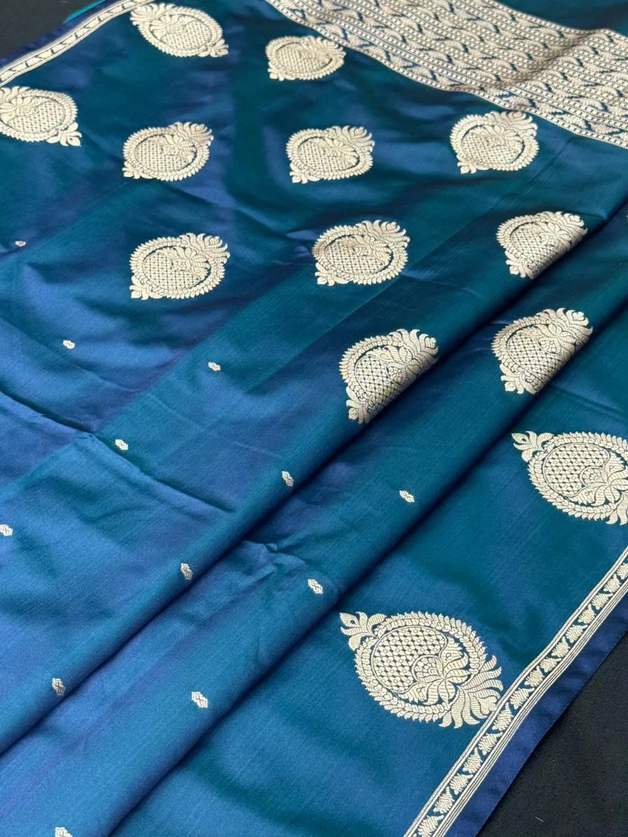 Venice Kataan Silk Elegance