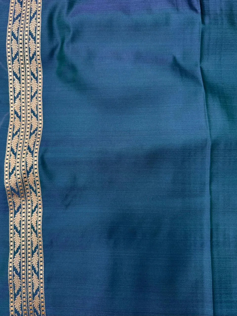 Venice Kataan Silk Elegance