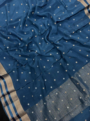 Semi Chiffon Saree – Lightweight, Flowing Fabric